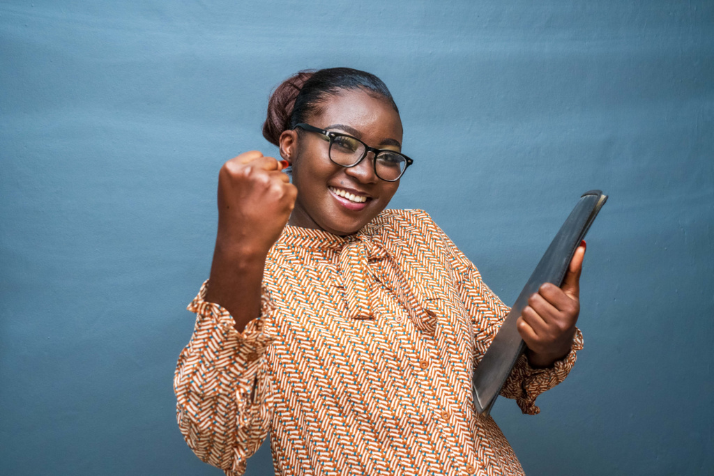 The Hidden Burnout: Why High-Achieving Women Are Quietly Cracking Under the Mental Load