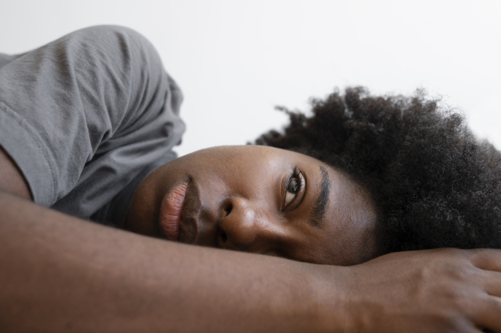 Many women move through life holding careers, families, and endless expectations together — until something shifts inside. Thoughts race, sleep vanishes, and the world starts to feel unfamiliar. Psychosis isn’t just a “mental breakdown”; it’s the mind’s way of crying for help. This piece explores how to recognize the signs early — and find your way back to clarity and calm.